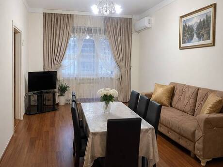 Elan №6279823 - Bakı, İnşaatçılar m., 2 otaqlı, 33 m², 3/5 mərtəbə