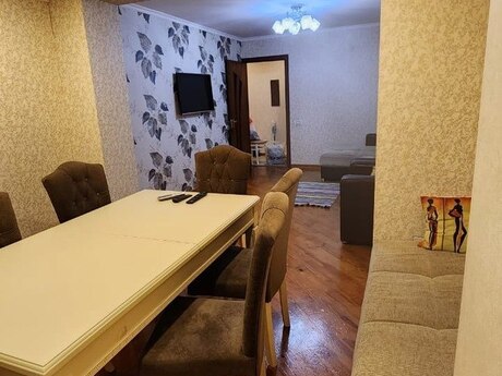 Elan №6279903 - Bakı, Nəriman Nərimanov m., 4 otaqlı, 90 m², 2/5 mərtəbə