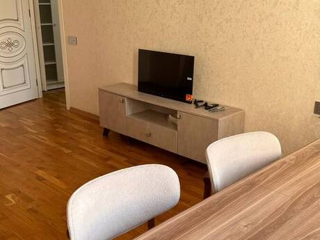 2 otaqlı yeni tikili - Qara Qarayev m. - 64 m²