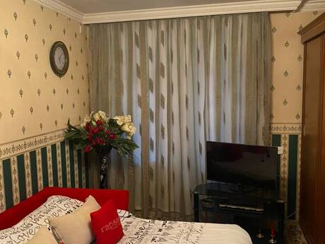 Elan №6279970 - Bakı, Nərimanov r., 1 otaqlı, 45 m², 5/5 mərtəbə