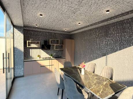 5 otaqlı həyət evi/bağ evi - Mərdəkan q. - 260 m²