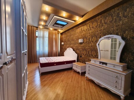 3 otaqlı mənzil, 120 m², 28 May: 340 000 ₼ 5