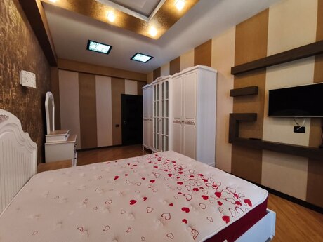 3 otaqlı mənzil, 120 m², 28 May: 340 000 ₼ 4