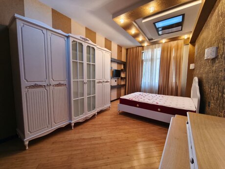 3 otaqlı mənzil, 120 m², 28 May: 340 000 ₼ 3