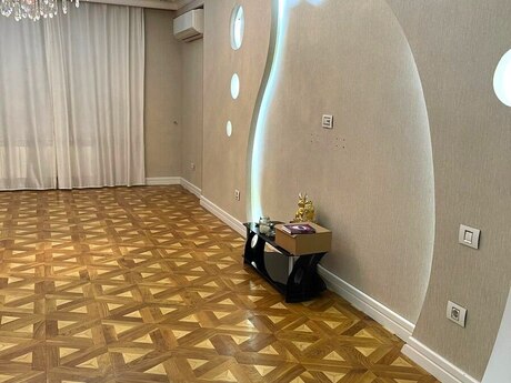 3 otaqlı köhnə tikili - Həzi Aslanov m. - 140 m²
