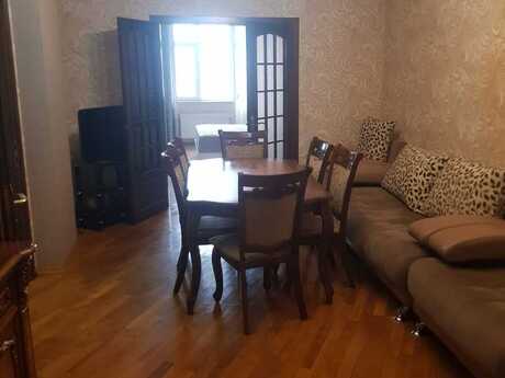 3 otaqlı köhnə tikili - Xətai r. - 80 m²
