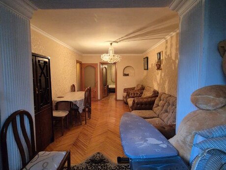 Elan №6280201 - Bakı, Nəriman Nərimanov m., 3 otaqlı, 70 m², 3/5 mərtəbə