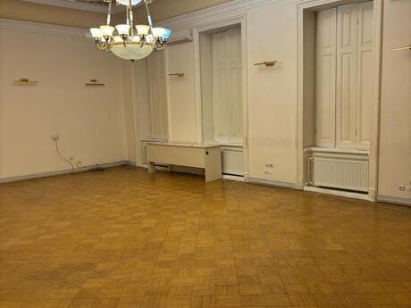 Объявление №6280452 - Баку, м. Ичеришехер, 8-комн., 370 м²