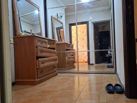 2 otaqlı köhnə tikili - Gənclik m. - 60 m²