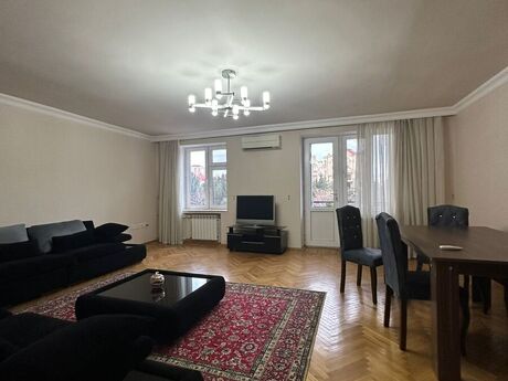 Объявление №6280617 - Баку, Ясамальский р., 3-комн., 85 м², 3/5 этаж