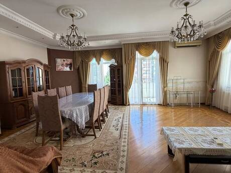 Аренда: 3-комнатная квартира, 150 м², 8-ci mikrorayon: 1 000 ₼/мес 4