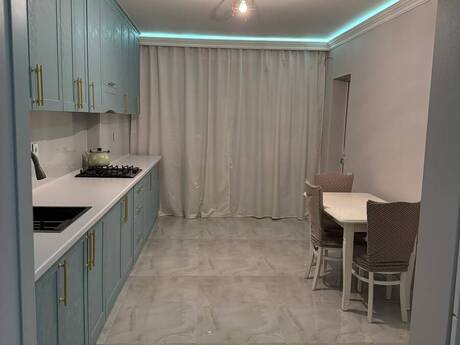 Elan №6280829 - Bakı, Xalqlar Dostluğu m., 4 otaqlı, 127 m², 3/9 mərtəbə