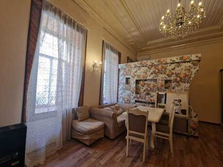 Elan №6280847 - Bakı, Nizami m., 2 otaqlı, 56 m², 2/3 mərtəbə