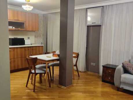 Объявление №6280862 - Баку, м. Нариман Нариманов, 2-комн., 70 м², 2/5 этаж