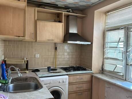 2 otaqlı köhnə tikili - Elmlər Akademiyası m. - 50 m²