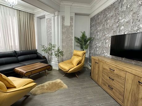 3 otaqlı mənzil, 111 m², Şah İsmayıl Xətai: 480 000 ₼ 2
