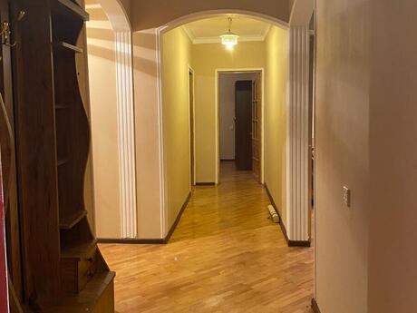 4 otaqlı köhnə tikili - Xalqlar Dostluğu m. - 100 m²