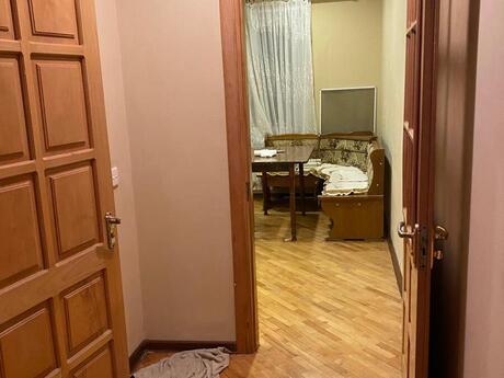 4 otaqlı köhnə tikili - Xalqlar Dostluğu m. - 100 m²