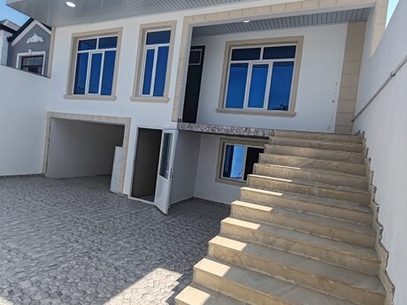 4 otaqlı həyət evi/bağ evi - Hövsan q. - 200 m²