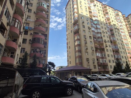 Elan №6281018 - Bakı, İnşaatçılar m., 164 m²