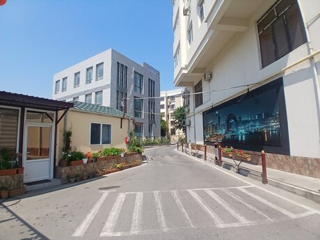 3 otaqlı mənzil, 117 m², Nərimanov: 350 000 ₼ 2