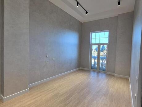 3 otaqlı ofis - Ağ şəhər q. - 95 m²