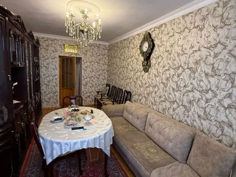Elan №6281303 - Bakı, Bakıxanov q., 3 otaqlı, 62 m², 5/5 mərtəbə