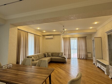 Kirayə 3 otaqlı mənzil, 124 m², BCR Khatai: 2 200 ₼/ay 5