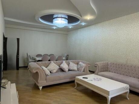 Elan №6281439 - Bakı, Elmlər Akademiyası m., 4 otaqlı, 220 m², 5/19 mərtəbə