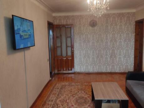 2 otaqlı köhnə tikili - Elmlər Akademiyası m. - 55 m²
