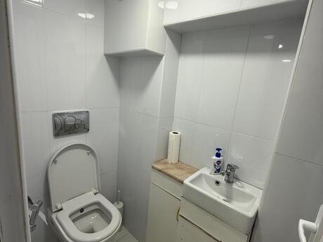 Obyekt - Ağ şəhər q. - 45 m²