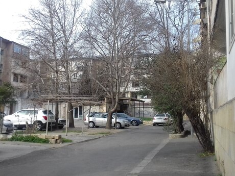 3 otaqlı mənzil, 85 m², 8-ci mikrorayon: 249 000 ₼ 2