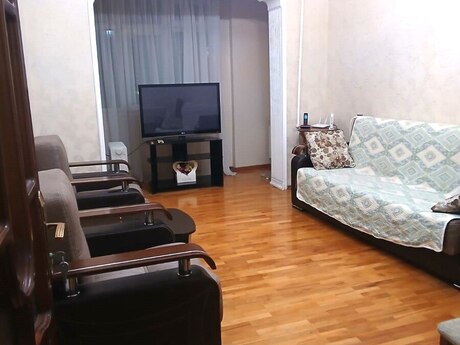 4 otaqlı köhnə tikili - Gənclik m. - 100 m²