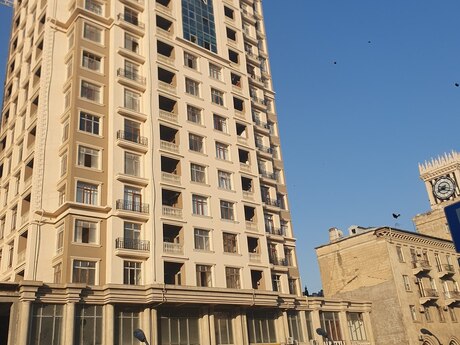 Elan №6231049 - Bakı, Nəriman Nərimanov m., 4 otaqlı, 166.6 m², 6/17 mərtəbə