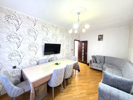 Объявление №6281747 - Баку, м. Ази Асланов, 3-комн., 85 м², 3/9 этаж