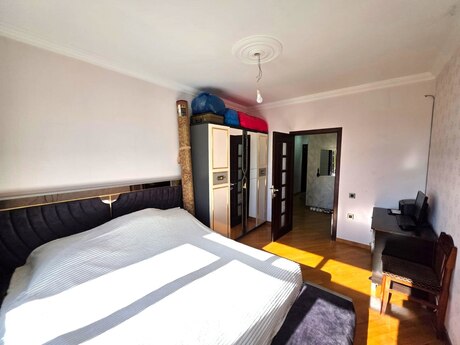3-комн. вторичка - м. Ази Асланов - 85 м²