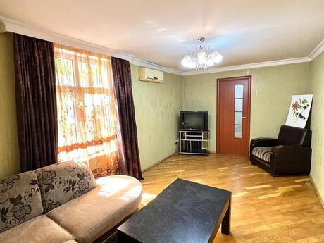 2 otaqlı köhnə tikili - İnşaatçılar m. - 60 m²