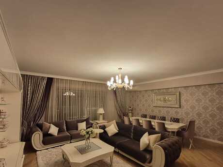 5 otaqlı yeni tikili - Şah İsmayıl Xətai m. - 225 m²
