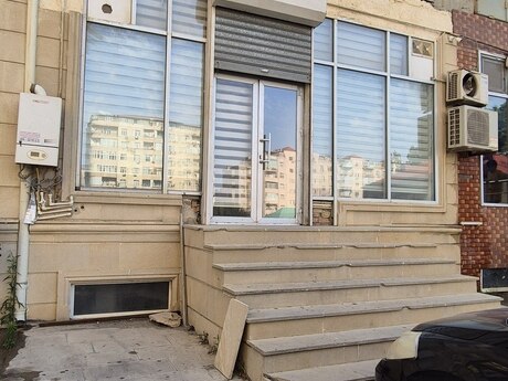 Elan №6281717 - Bakı, Elmlər Akademiyası m., 70 m²