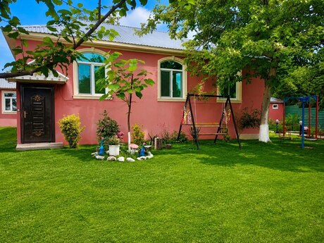 5 otaqlı həyət evi/bağ evi - Qəbələ - 120 m²