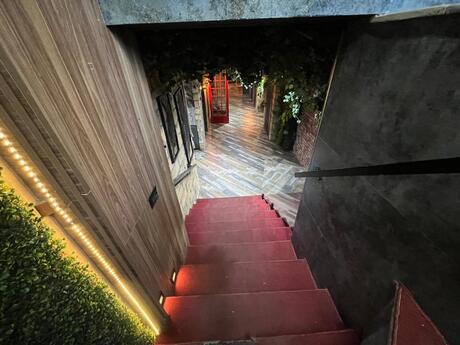 Obyekt - Elmlər Akademiyası m. - 740 m²