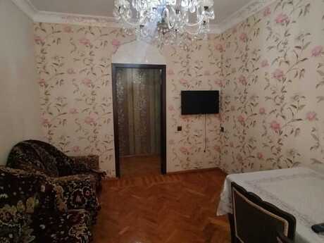 3 otaqlı köhnə tikili - İnşaatçılar m. - 85 m²