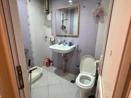 3 otaqlı köhnə tikili - Elmlər Akademiyası m. - 110 m²