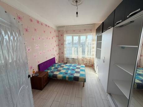 2 otaqlı köhnə tikili - Xalqlar Dostluğu m. - 52 m²