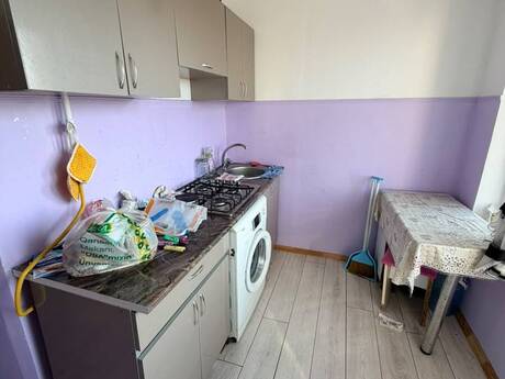 2 otaqlı köhnə tikili - Xalqlar Dostluğu m. - 52 m²