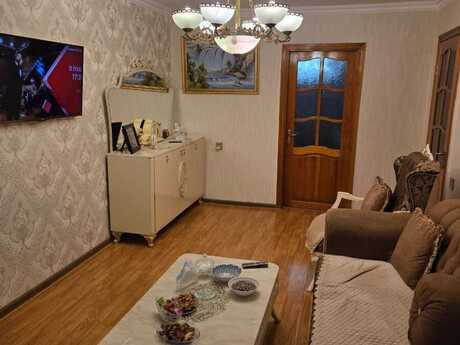 3 otaqlı köhnə tikili - İnşaatçılar m. - 57 m²