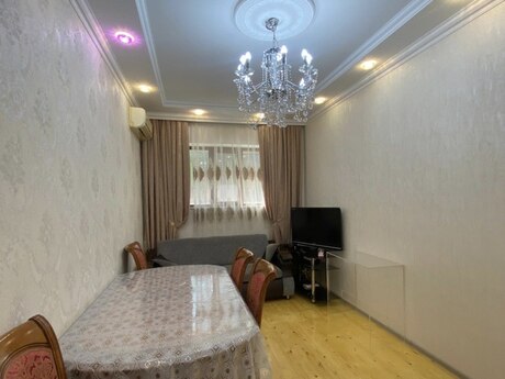 3 otaqlı köhnə tikili - Xalqlar Dostluğu m. - 65 m²