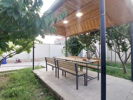 6 otaqlı həyət evi/bağ evi - Masazır q. - 200 m²
