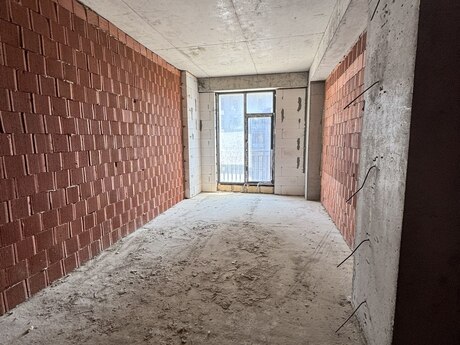 4-комнатная квартира, 163 м², Azadlıq Prospekti: 497 000 ₼ 4