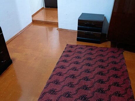 3 otaqlı həyət evi/bağ evi - Ağ şəhər q. - 66 m²